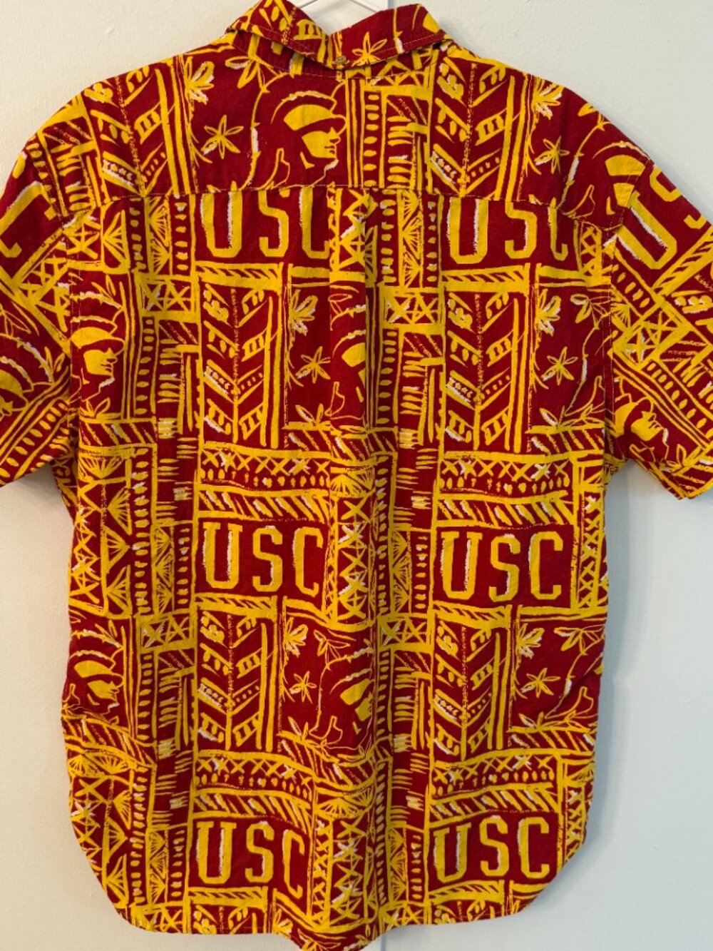 Chubbies Heritage Shirt Men XLarge Red NCAA USC Trojans Hawaiian Camp Polo Shirt - Picture 2 of 10